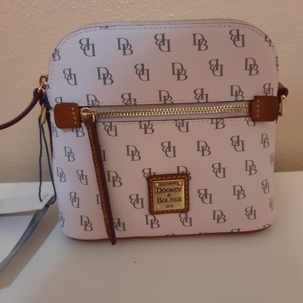 Dooney & Bourke